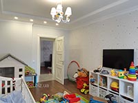 реализованный интерьер детской комнаты в классическом стиле